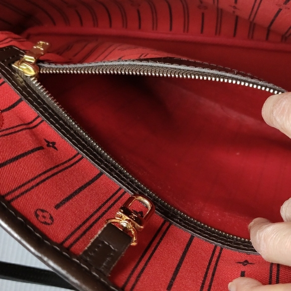 ,❌❌SOLD❌Authentic Louis Vuitton even never full MM LV tote bag brown - Picture 14 of 17